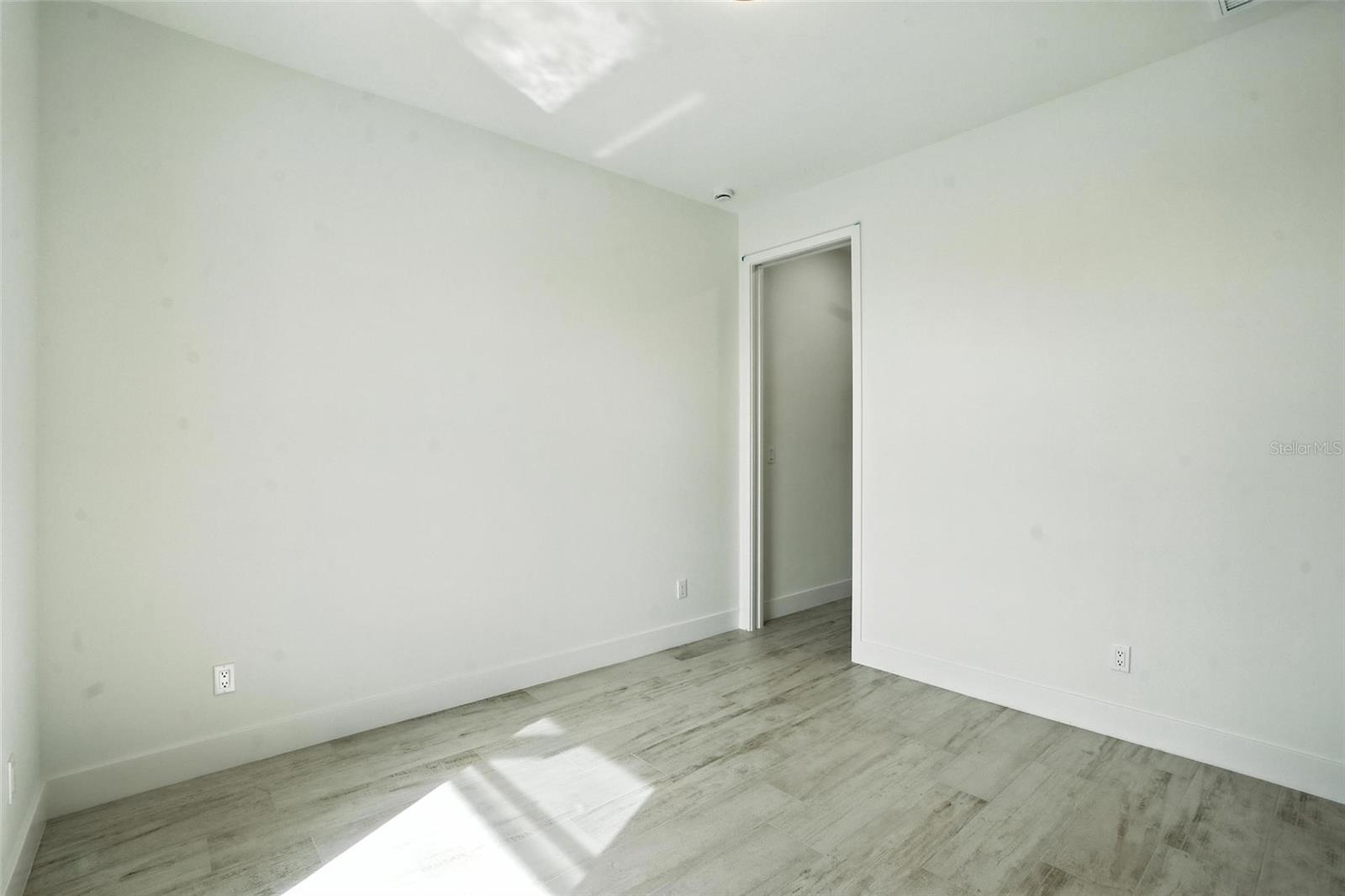 PORT CHARLOTTE SUB SEC 81 - Residential Lease