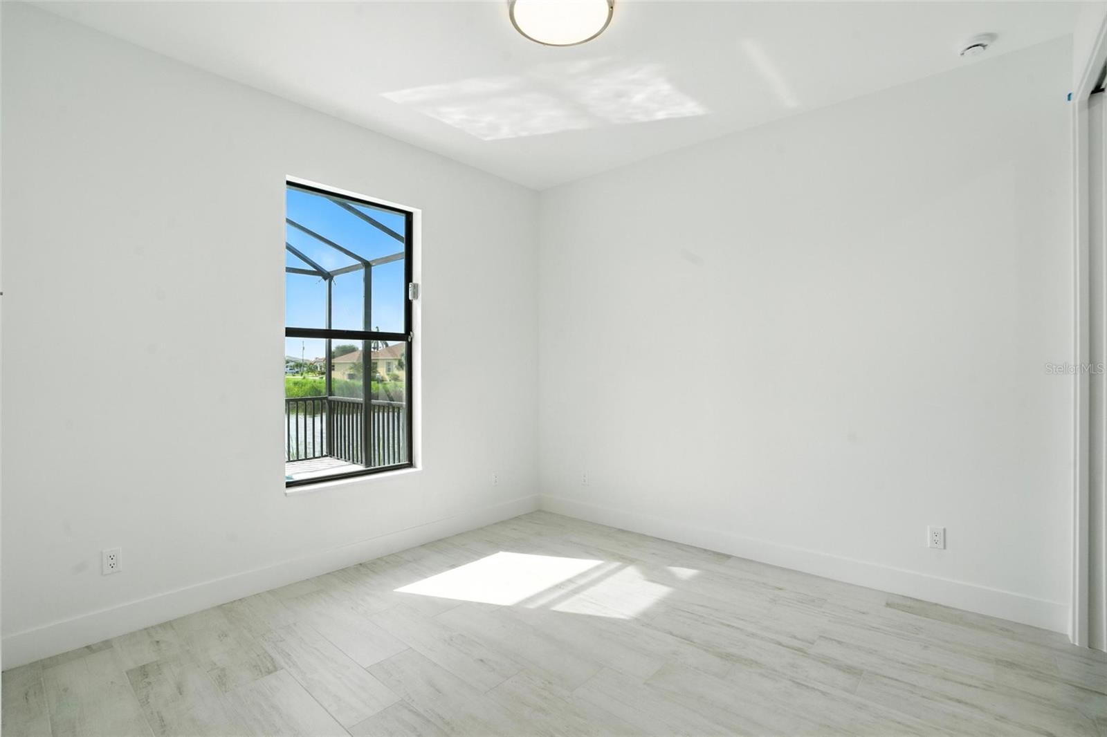 PORT CHARLOTTE SUB SEC 81 - Residential Lease