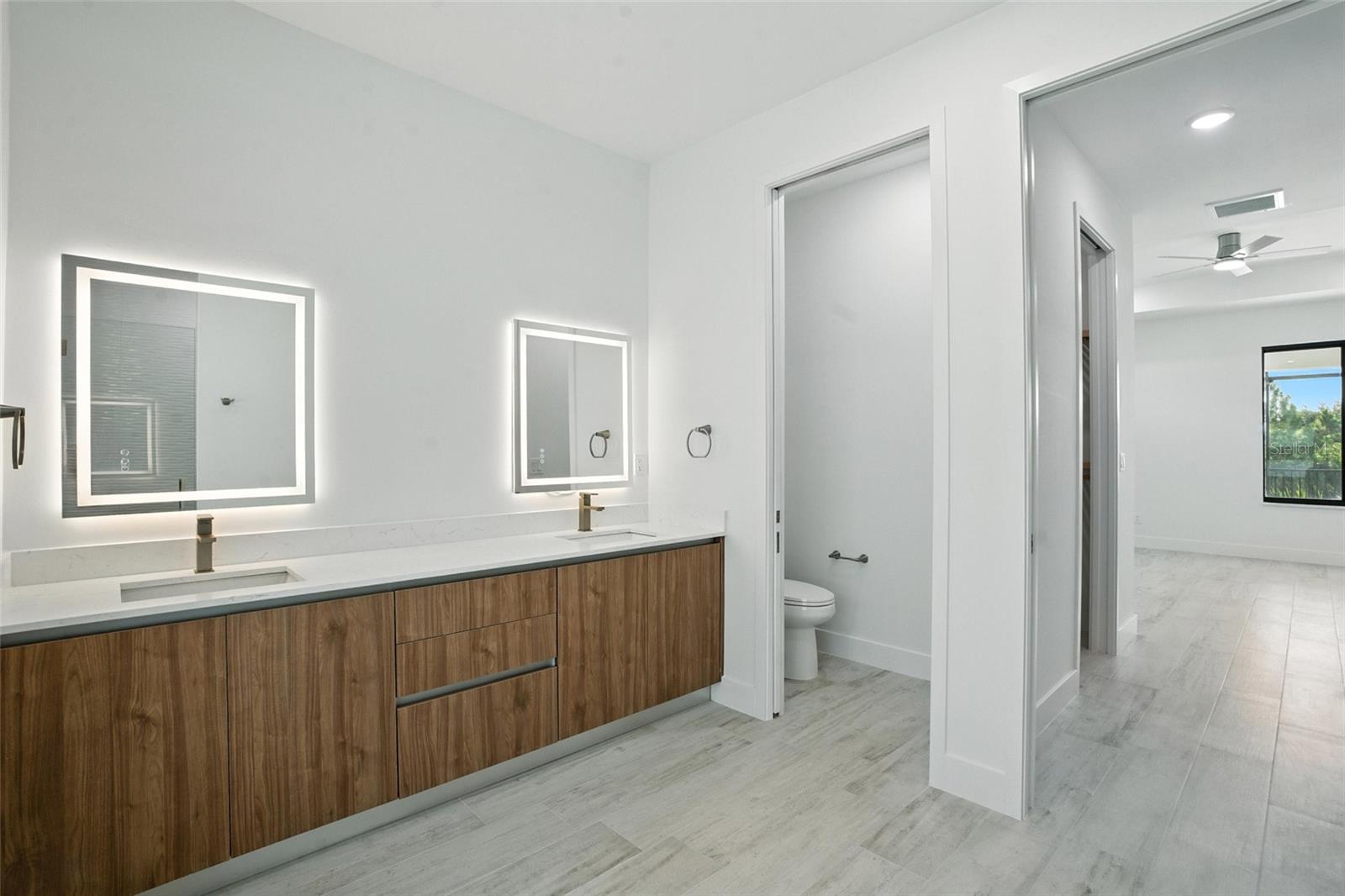 PORT CHARLOTTE SUB SEC 81 - Residential Lease