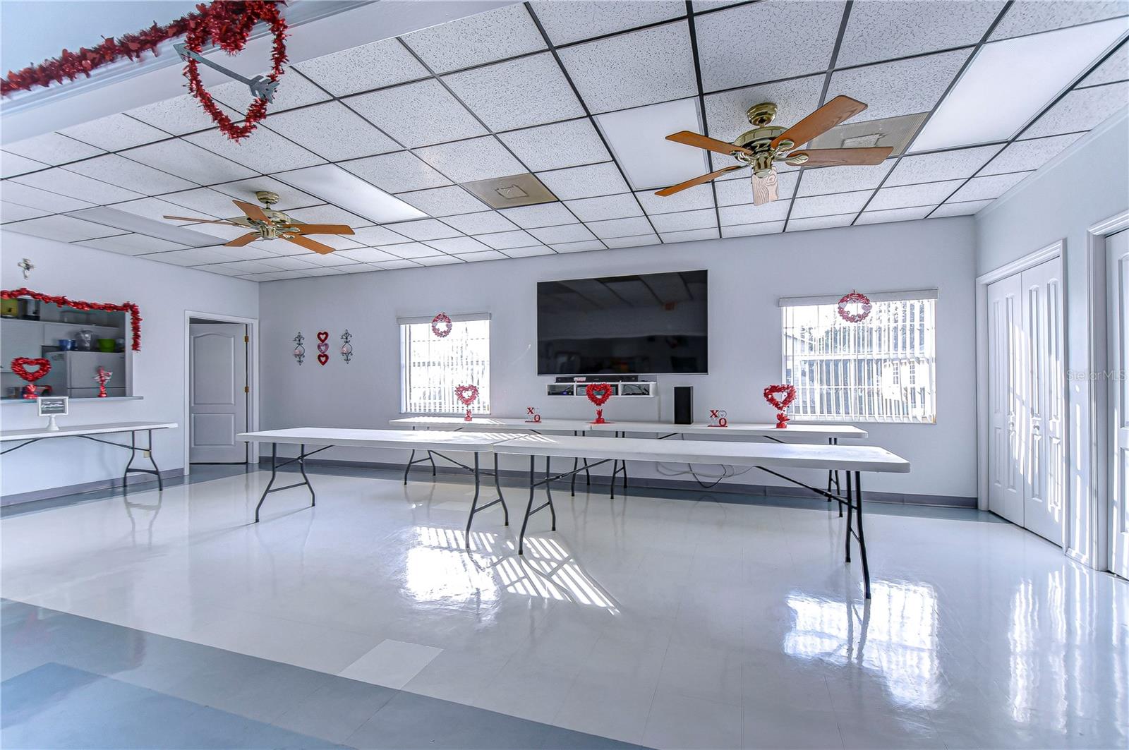 WEDGEWOOD MANOR PH 01 02 - Residential