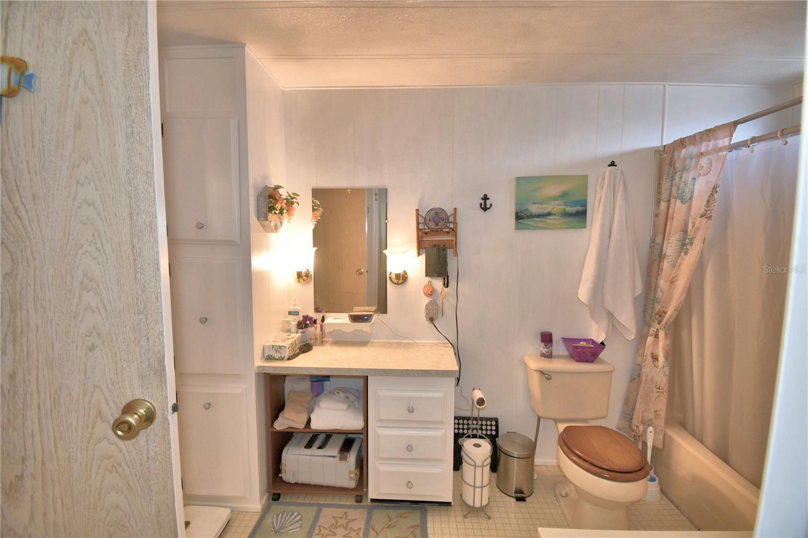 OAKWOOD ESTATES - Residential