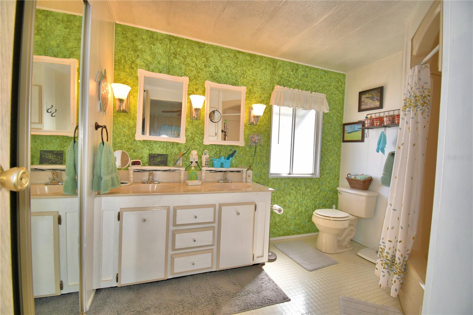 OAKWOOD ESTATES - Residential