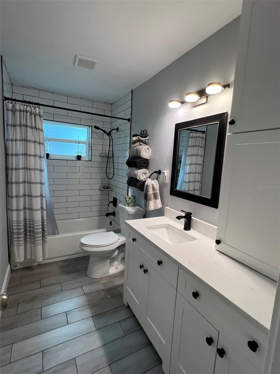 FOREST HILLS - Residential