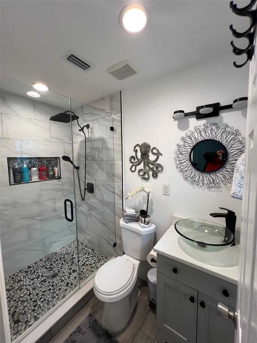 FOREST HILLS - Residential