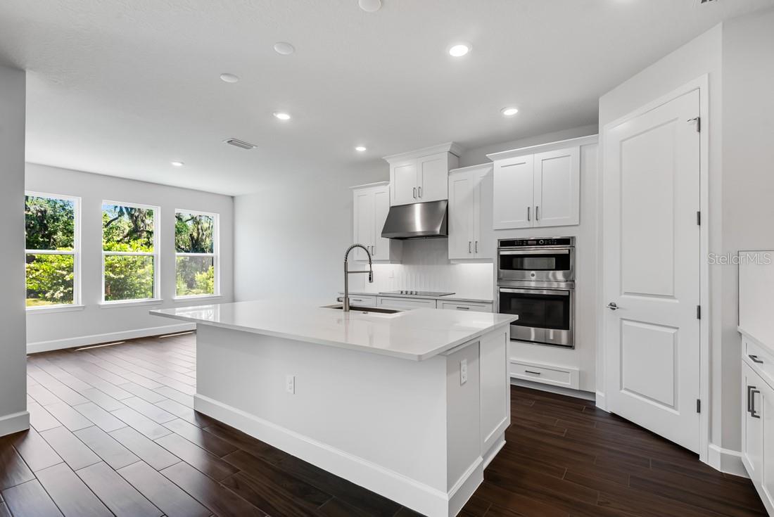 2987 ARRANMORE DRIVE