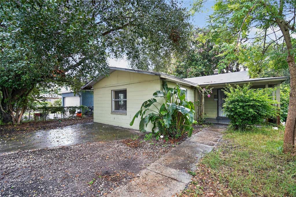 Photo of 3504 Lindell Avenue, Tampa, FL 33610 (MLS # O6433441)
