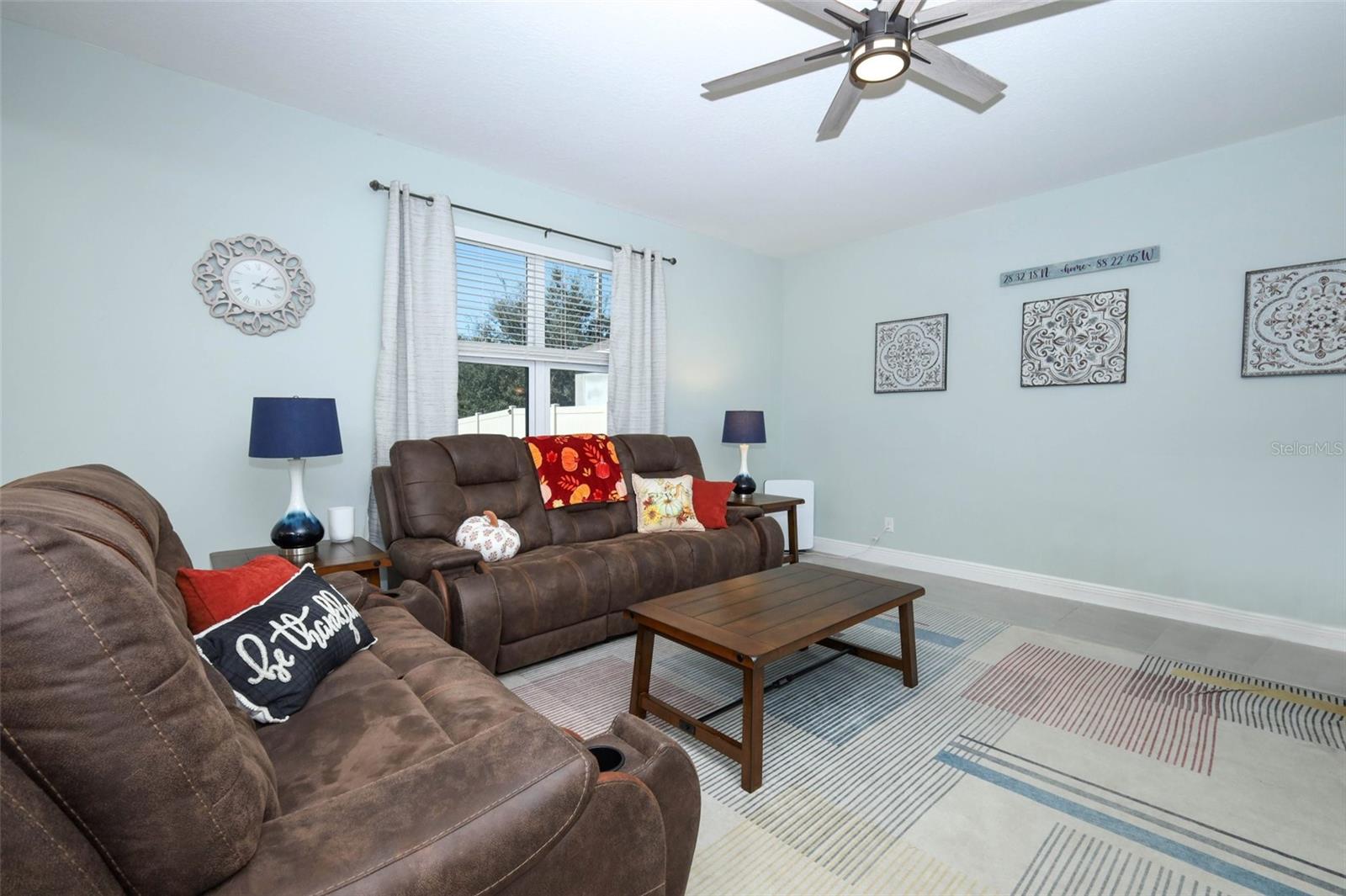 HANOVER LAKES PH 1 - Residential