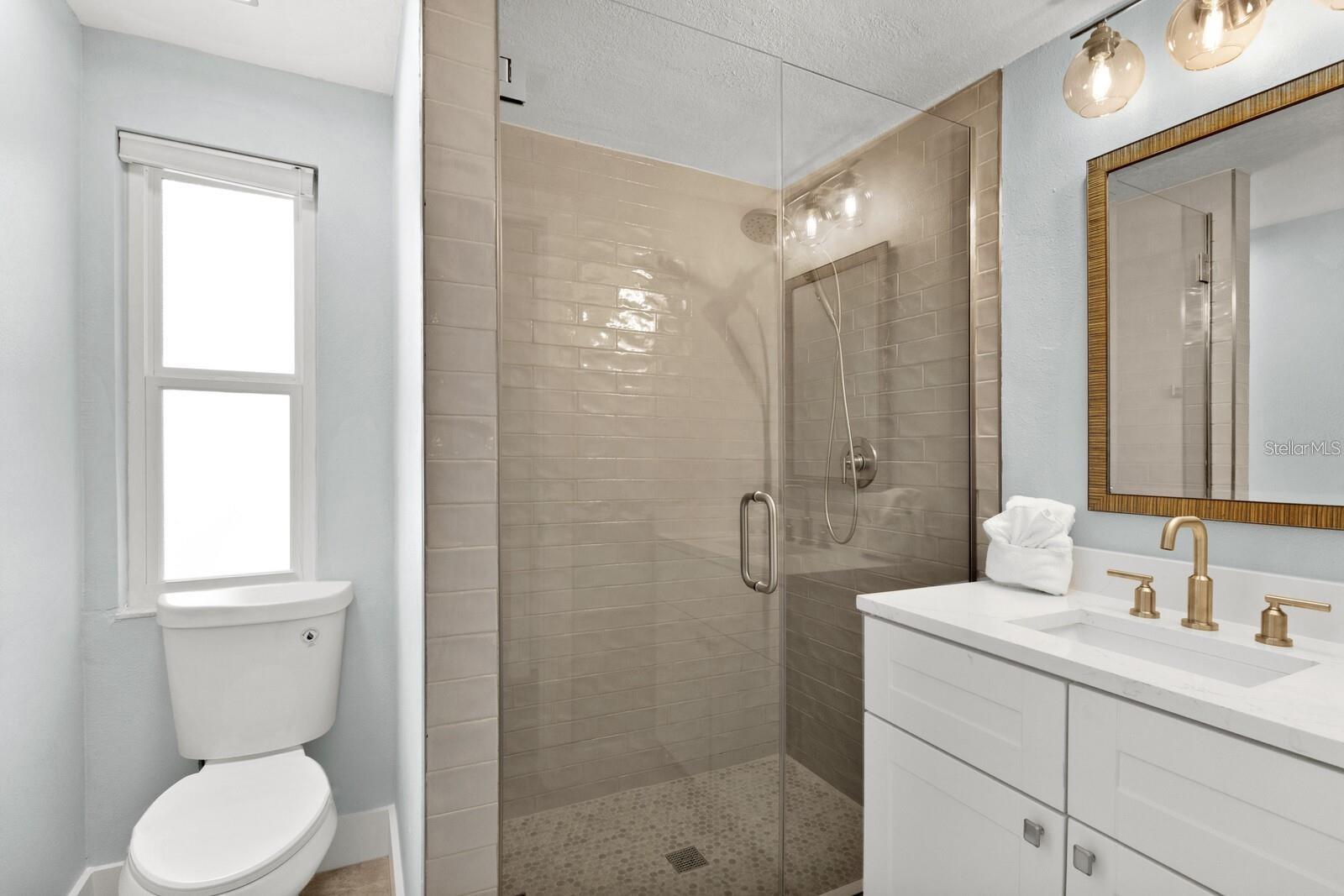 HOLMES BEACH 17TH UNIT - Residential