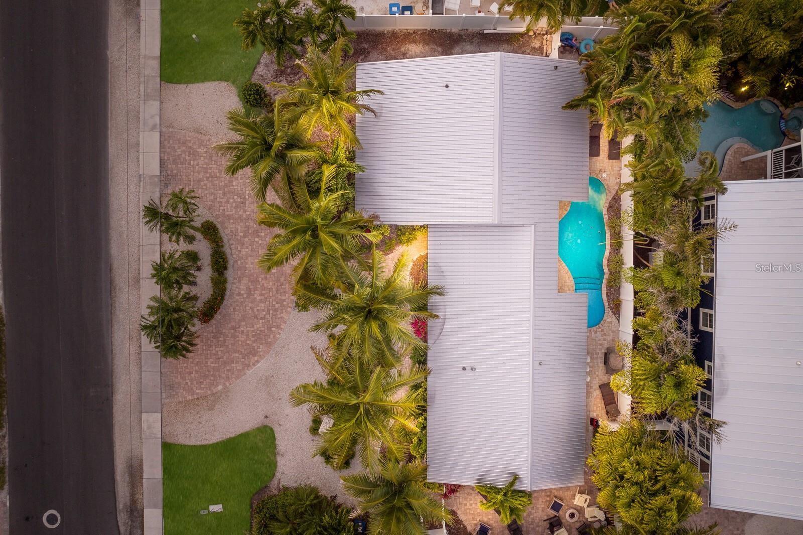 HOLMES BEACH 17TH UNIT - Residential