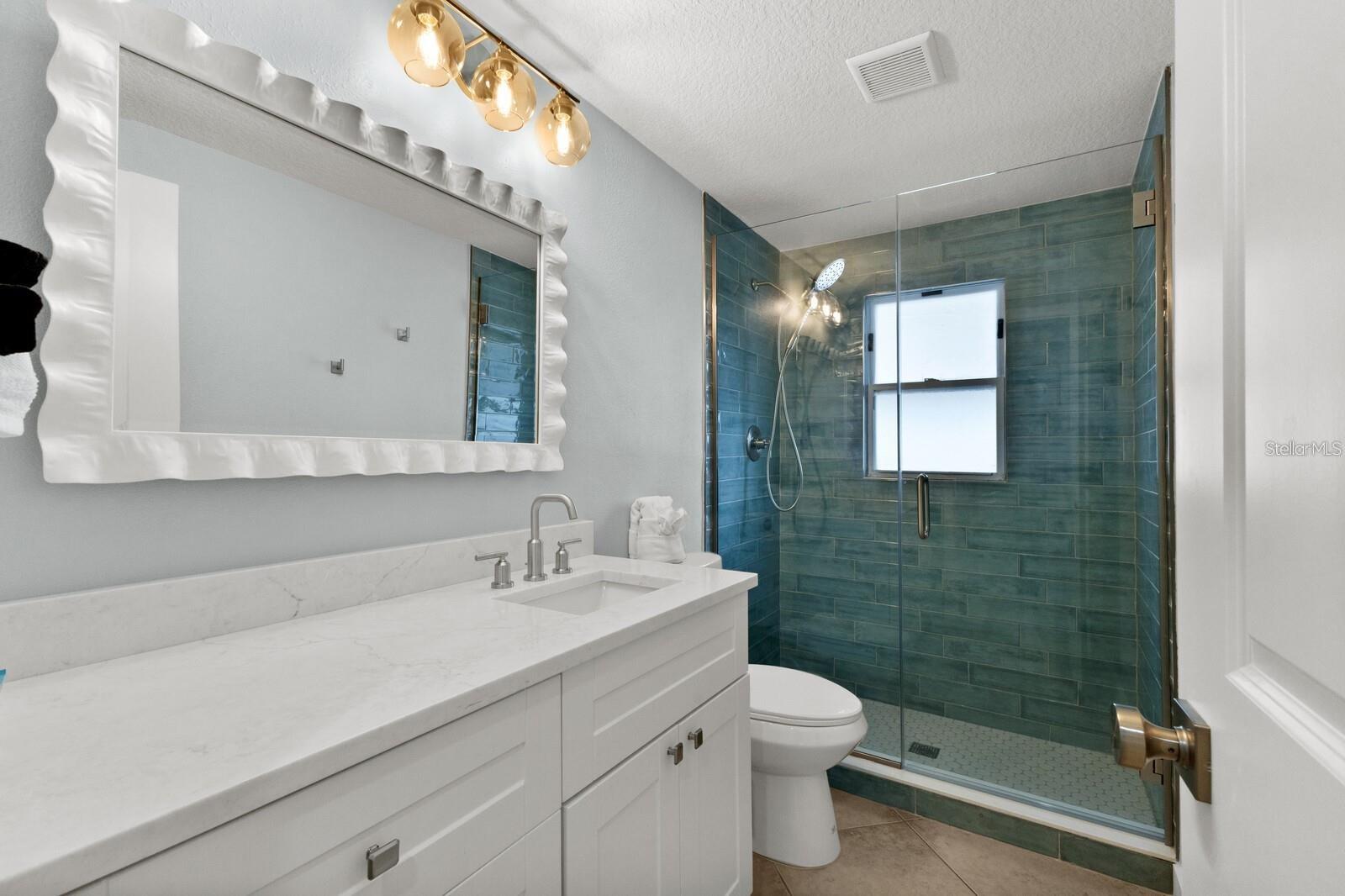 HOLMES BEACH 17TH UNIT - Residential