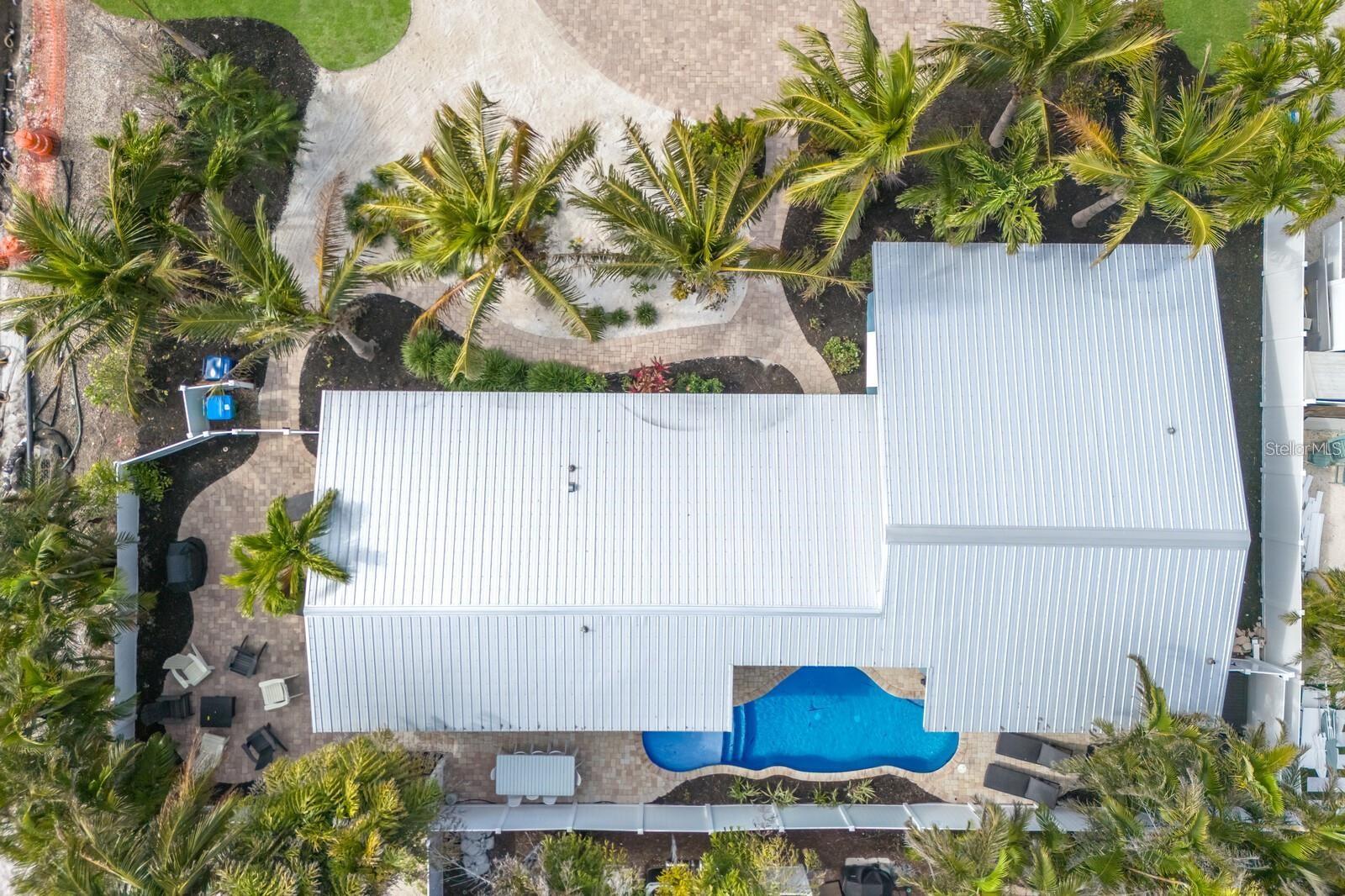 HOLMES BEACH 17TH UNIT - Residential