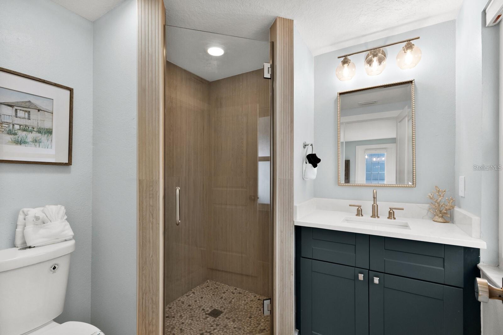 HOLMES BEACH 17TH UNIT - Residential