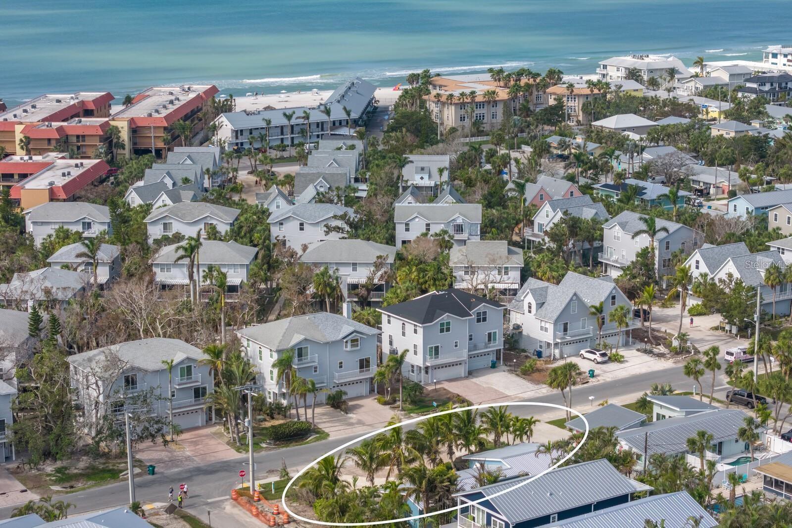 HOLMES BEACH 17TH UNIT - Residential