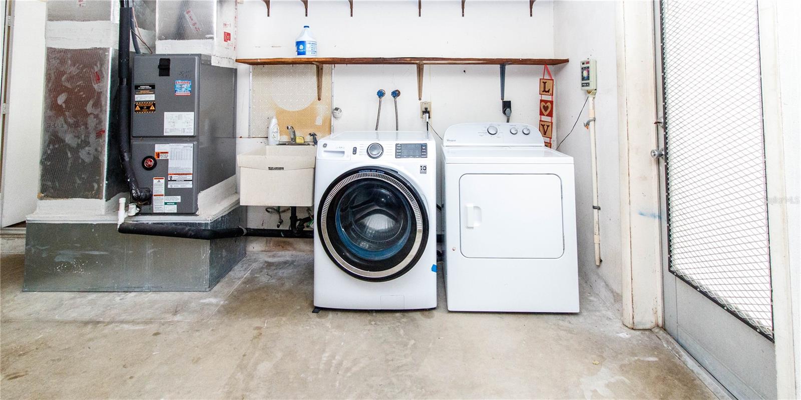 WOODGATE OF COUNTRYSIDE - Residential