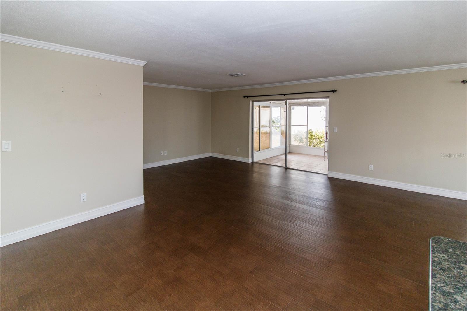 WOODGATE OF COUNTRYSIDE - Residential