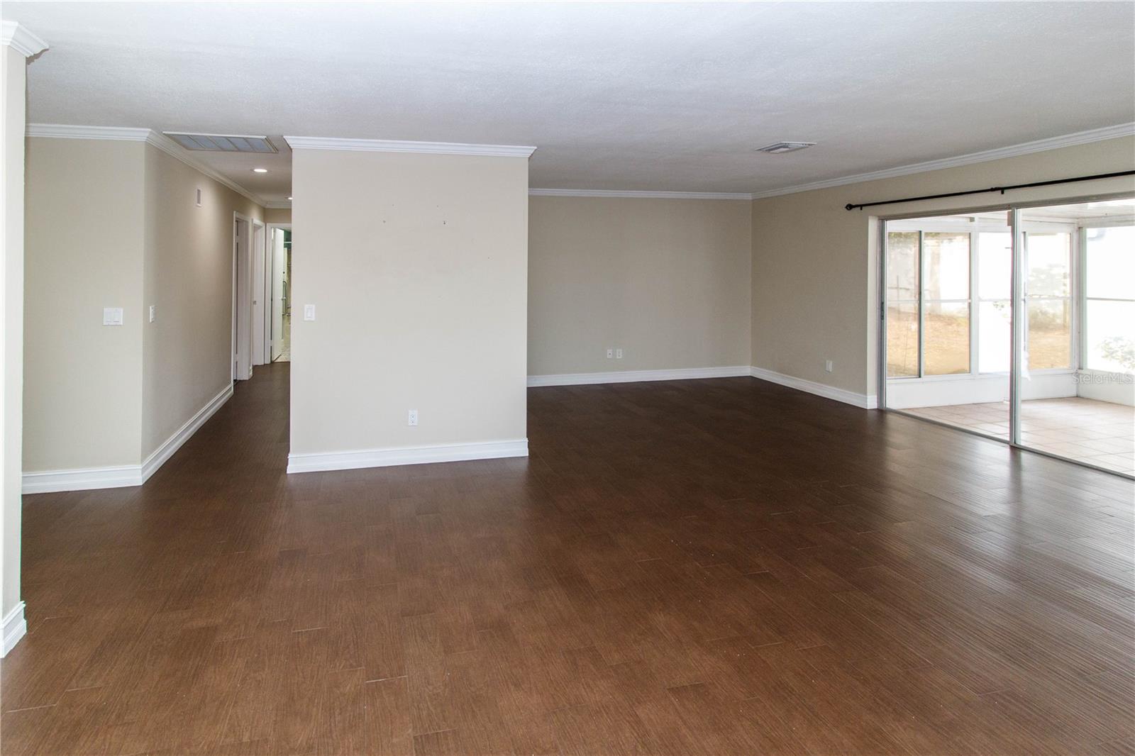 WOODGATE OF COUNTRYSIDE - Residential