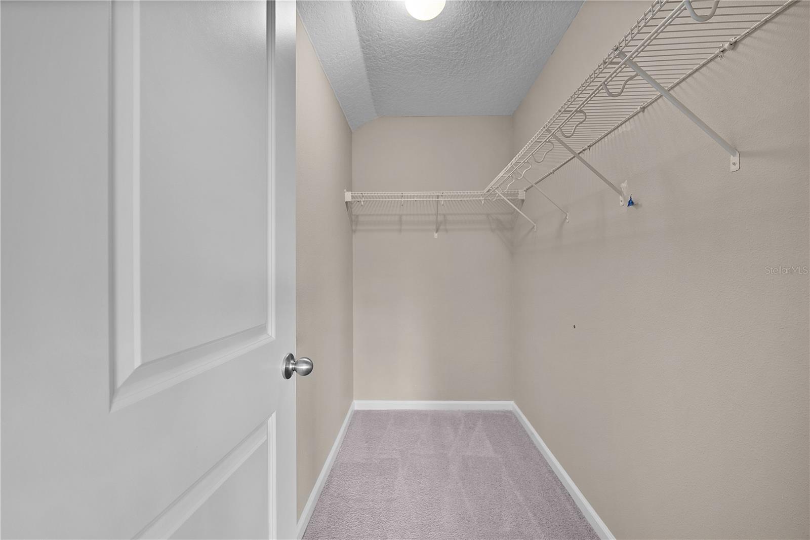 ROPER RESERVE - Residential