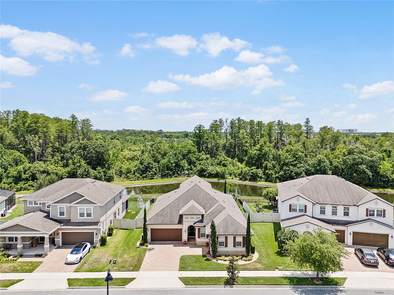 ROPER RESERVE - Residential