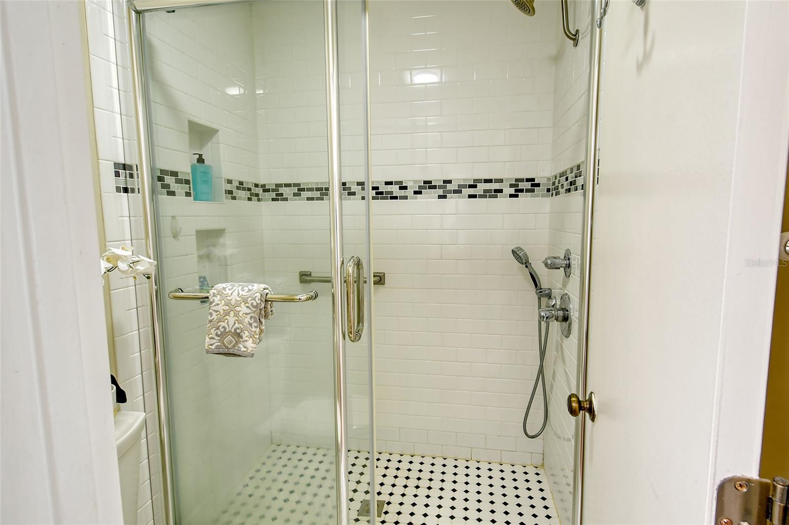 LAKES OF SARASOTA III - Residential