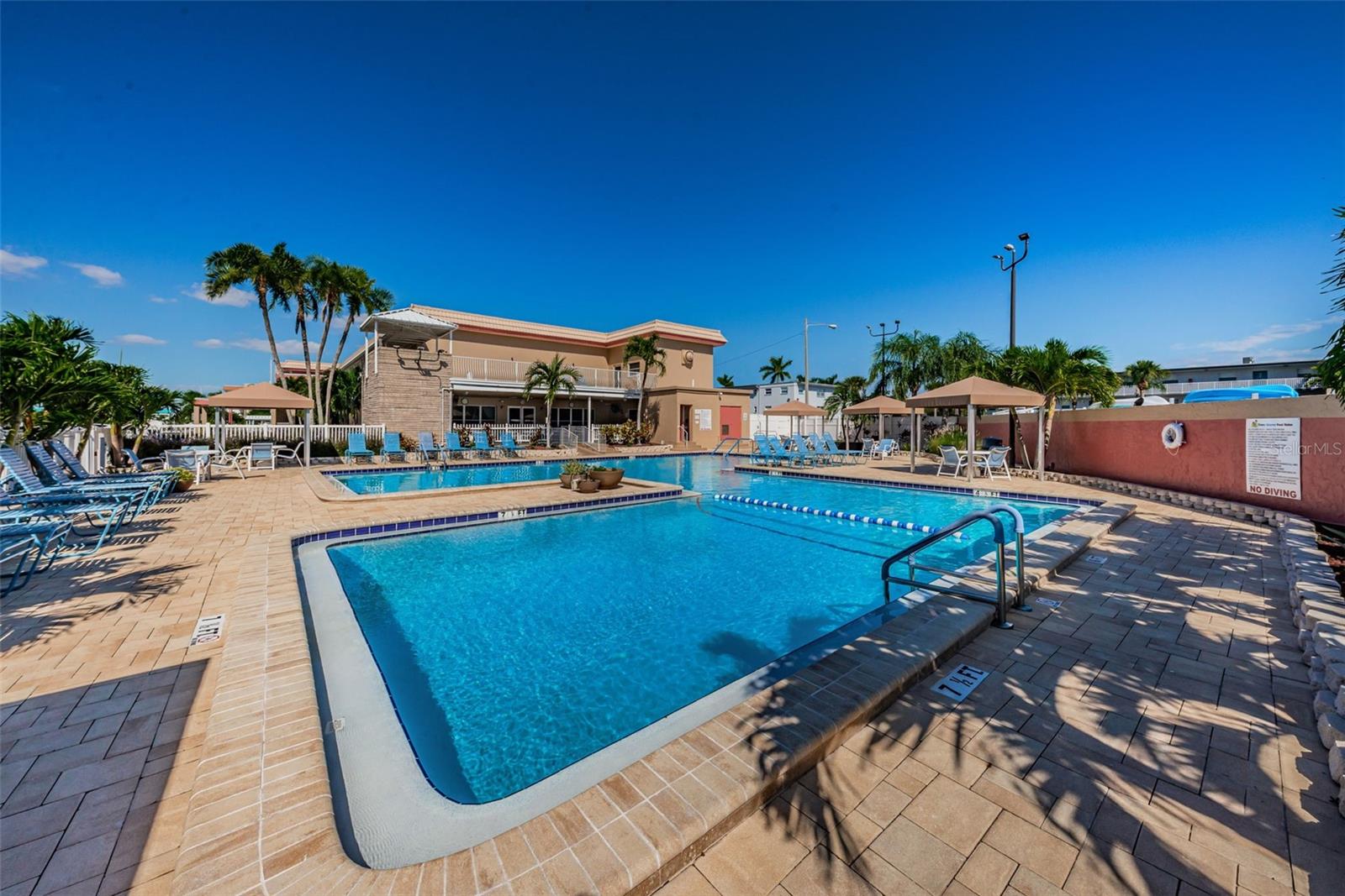 TOWN SHORES OF GULFPORT - Residential