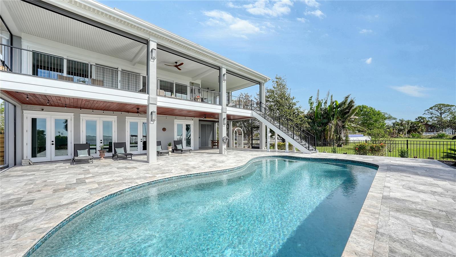 WHITFIELD ESTATES BLKS 14-23 & 26 - Residential