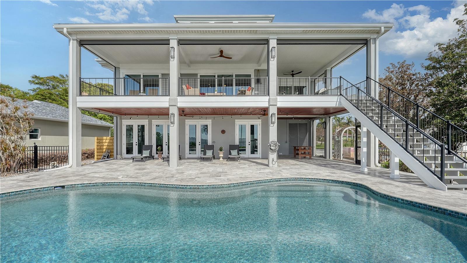 WHITFIELD ESTATES BLKS 14-23 & 26 - Residential