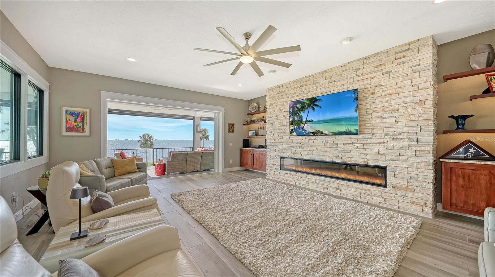 WHITFIELD ESTATES BLKS 14-23 & 26 - Residential