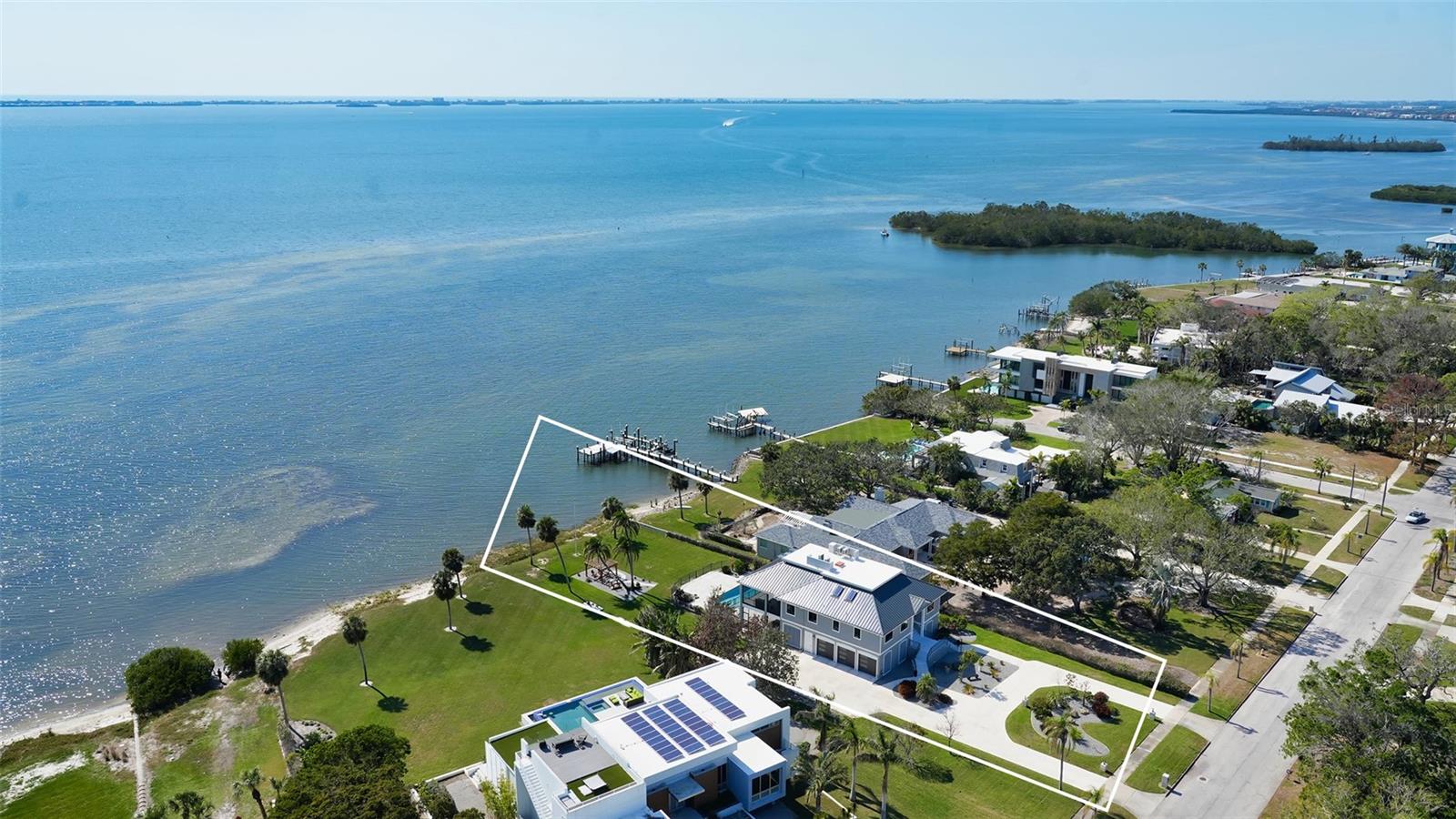 WHITFIELD ESTATES BLKS 14-23 & 26 - Residential