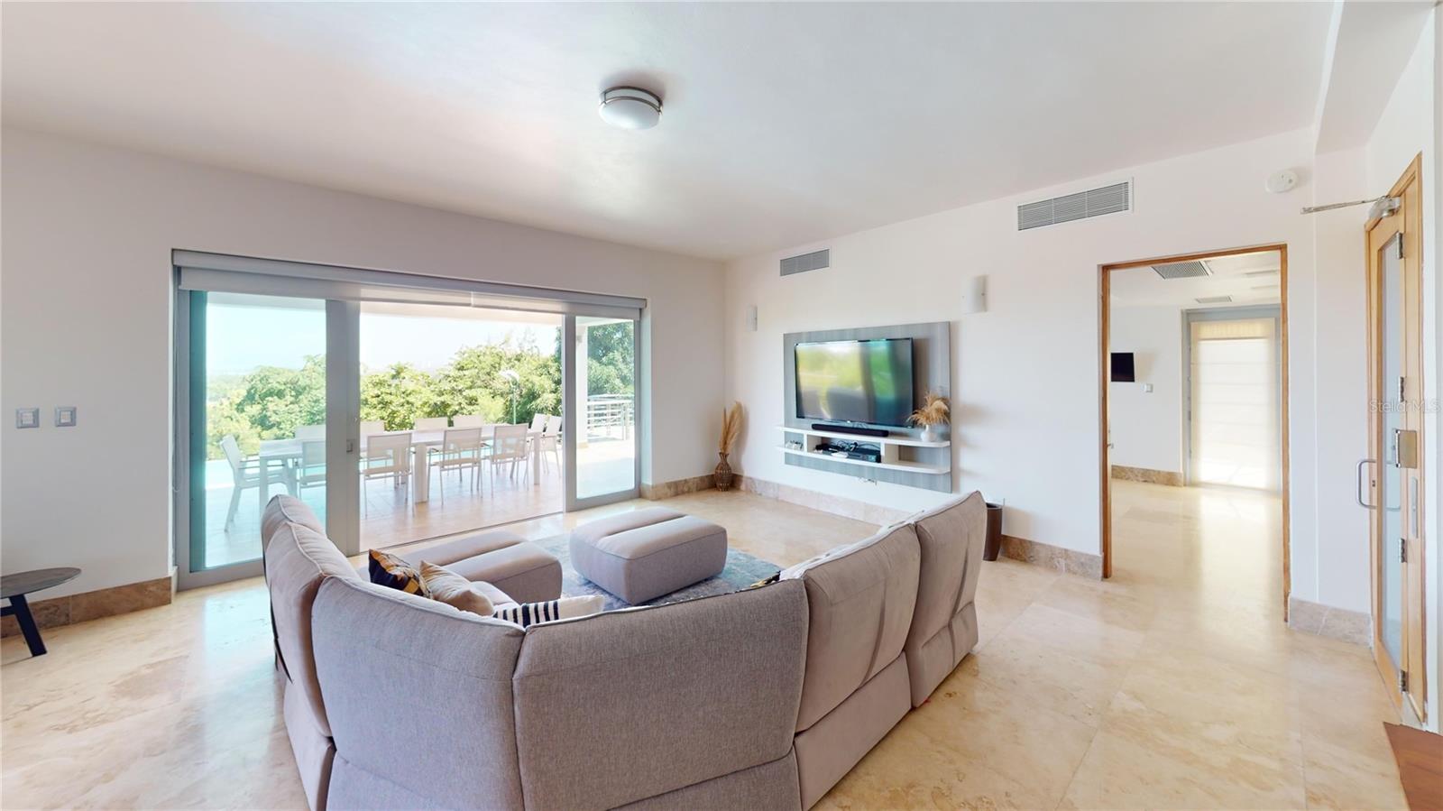 LAS VISTAS DE RIO MAR - Residential