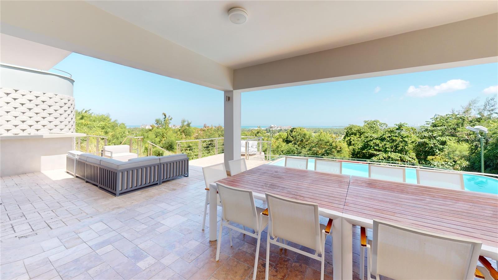 LAS VISTAS DE RIO MAR - Residential