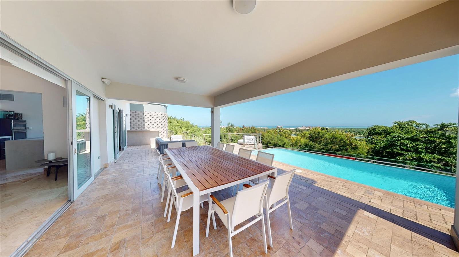 LAS VISTAS DE RIO MAR - Residential