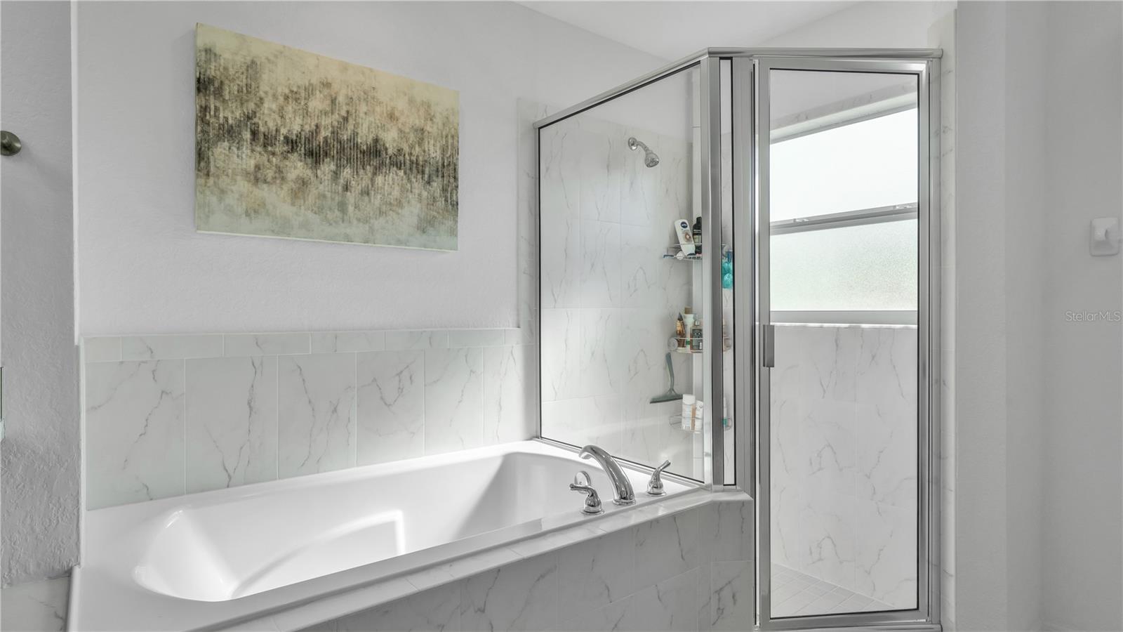 HOLLAND PARK PLACE - Residential