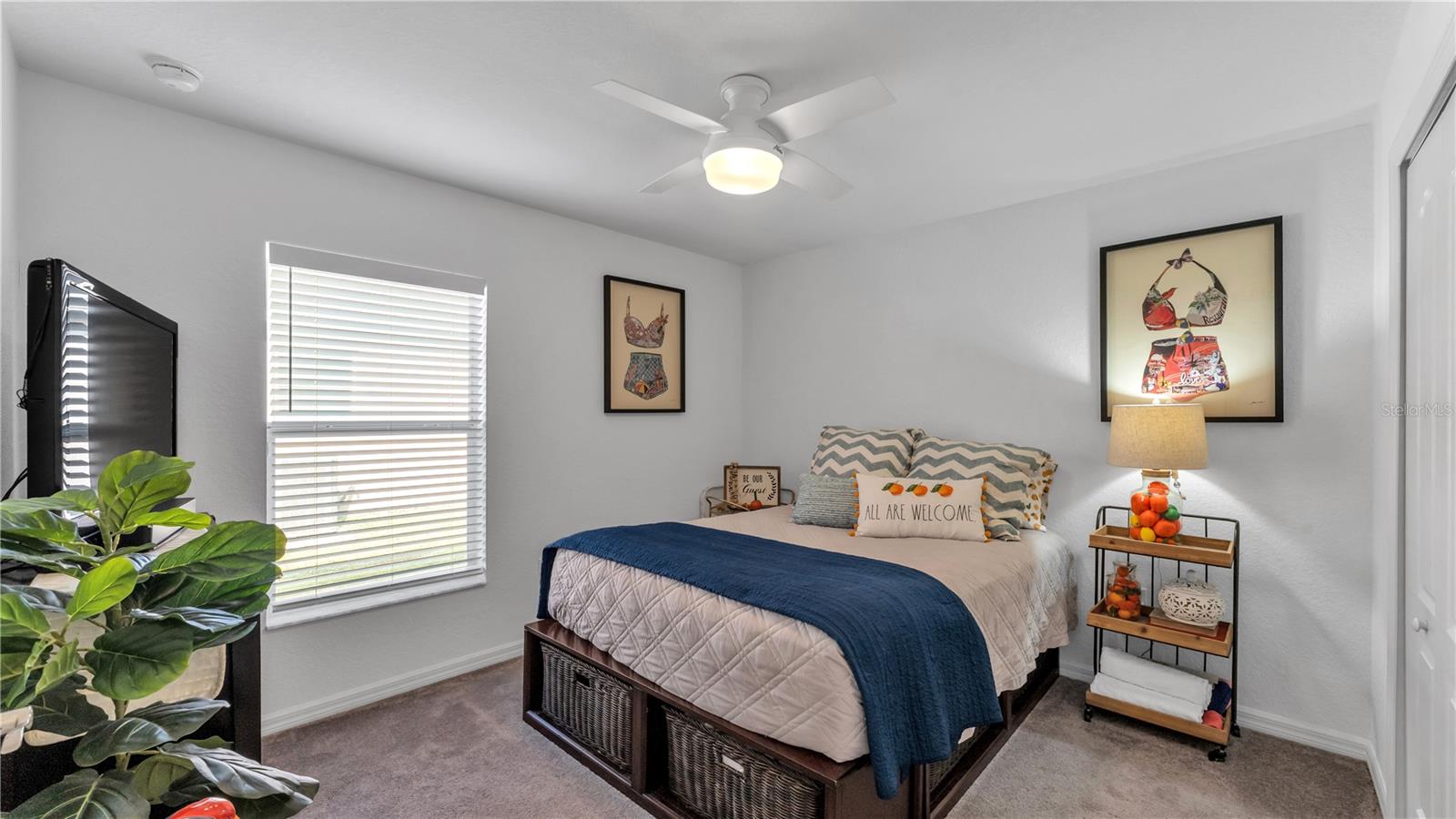 HOLLAND PARK PLACE - Residential