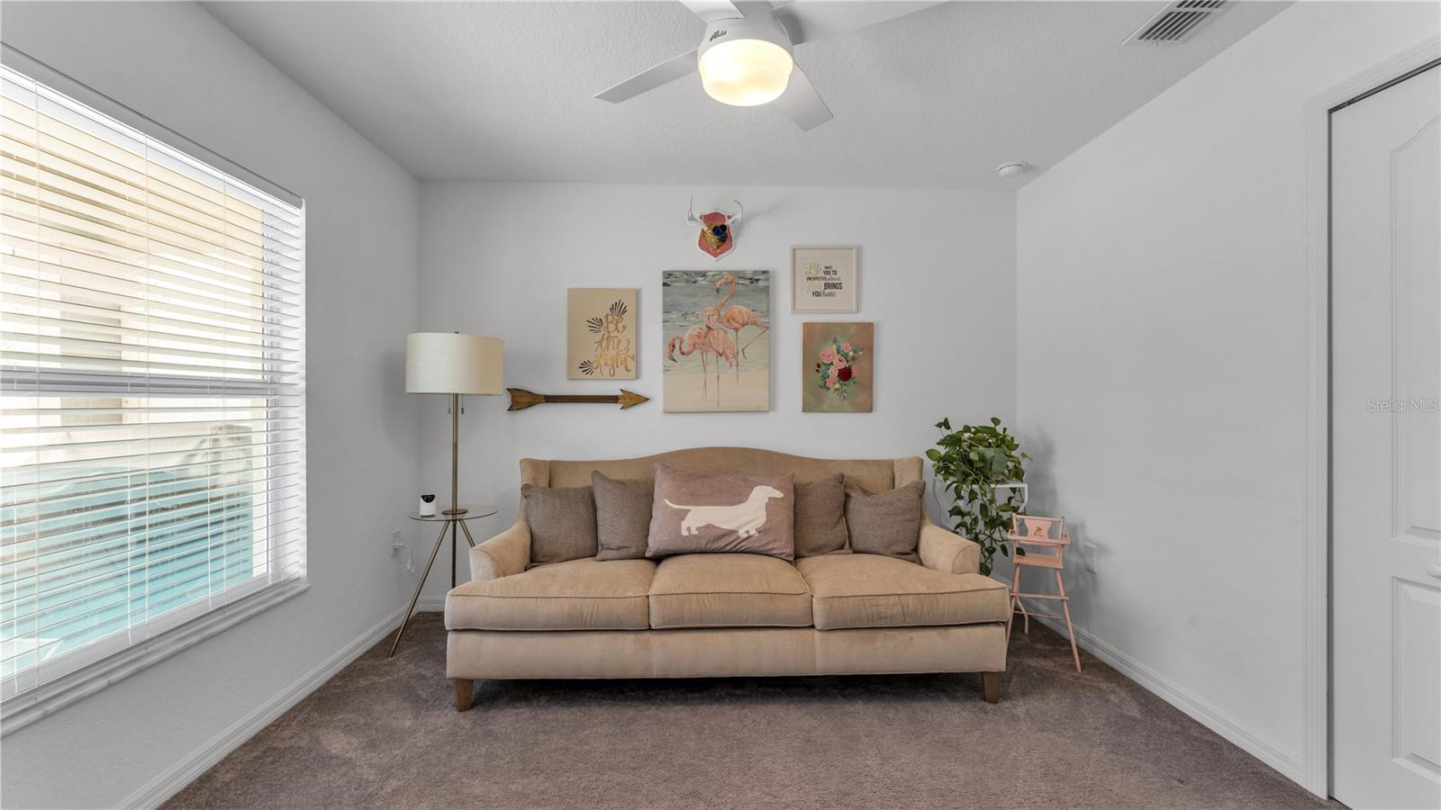 HOLLAND PARK PLACE - Residential