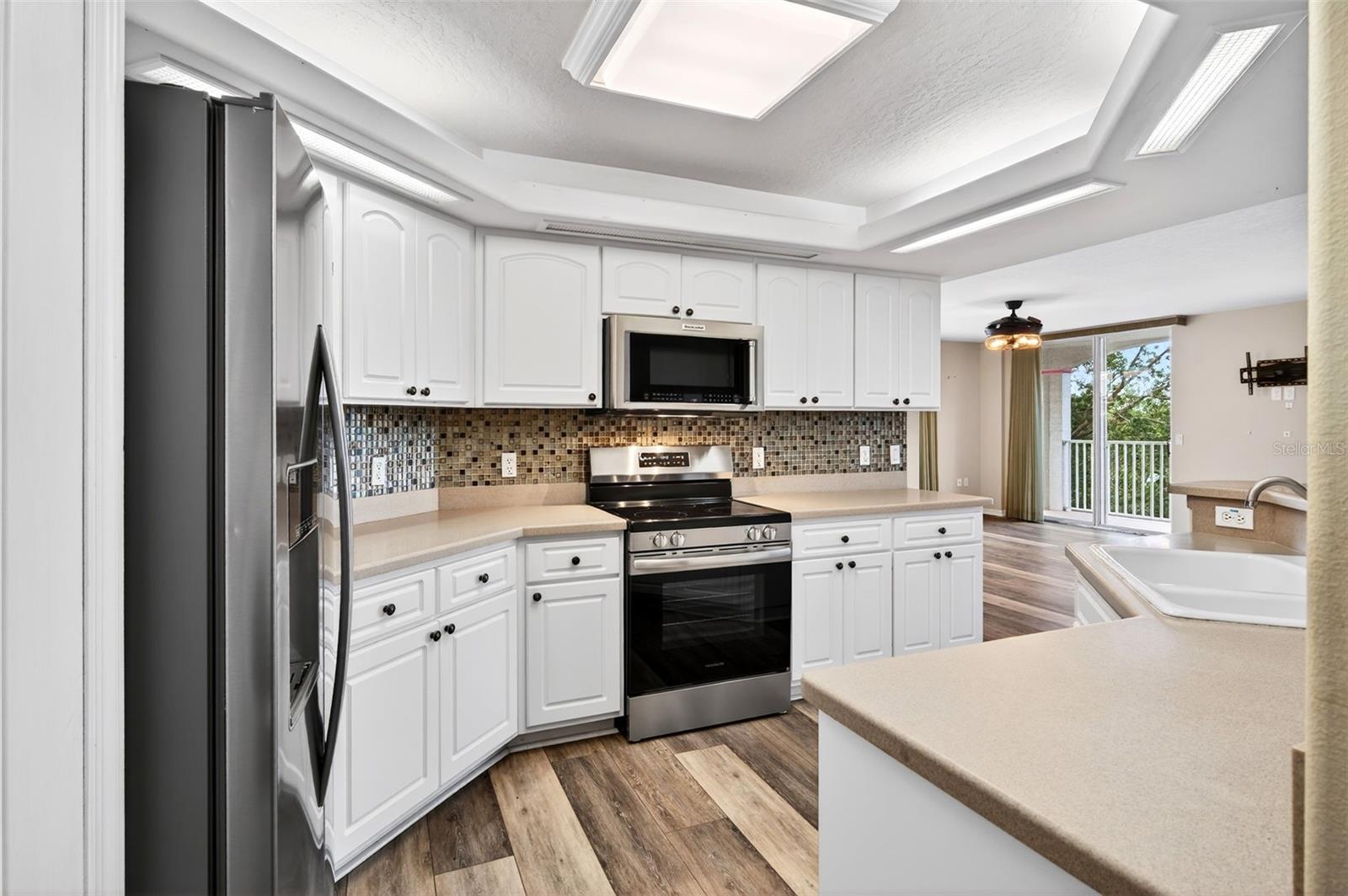 HARBOR DELRIO CONDO - Residential