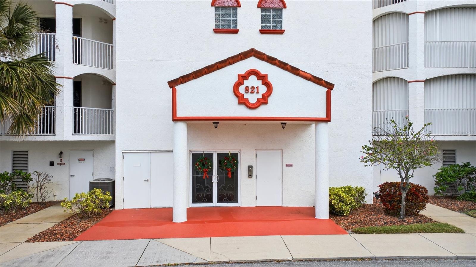 HARBOR DELRIO CONDO - Residential