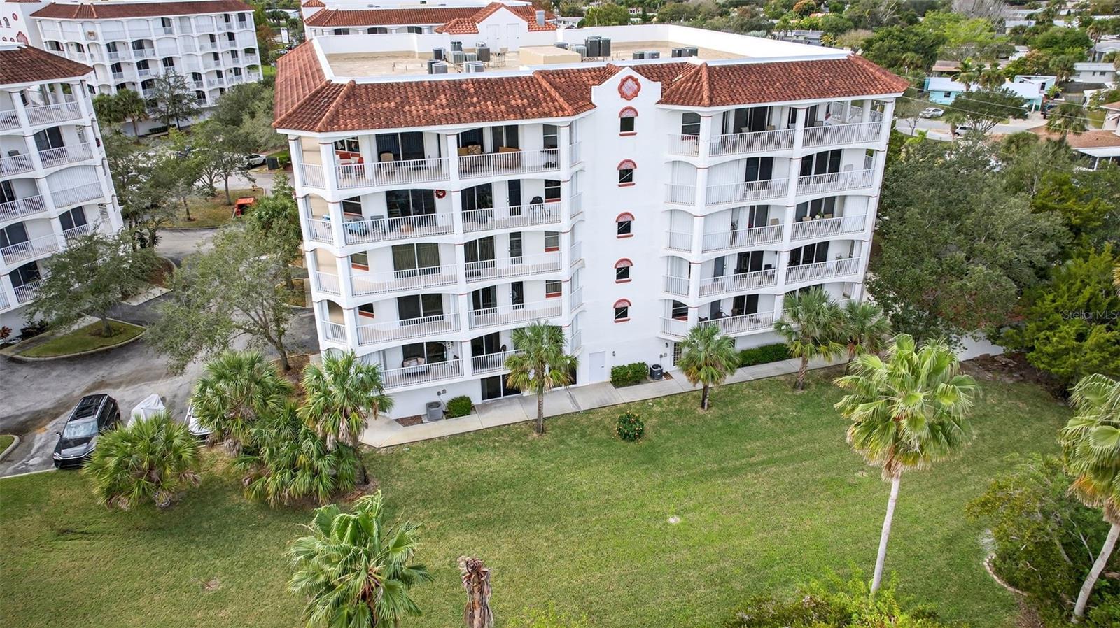 HARBOR DELRIO CONDO - Residential