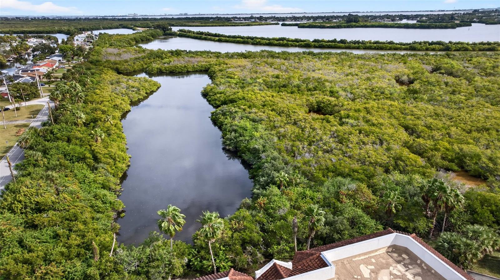 HARBOR DELRIO CONDO - Residential