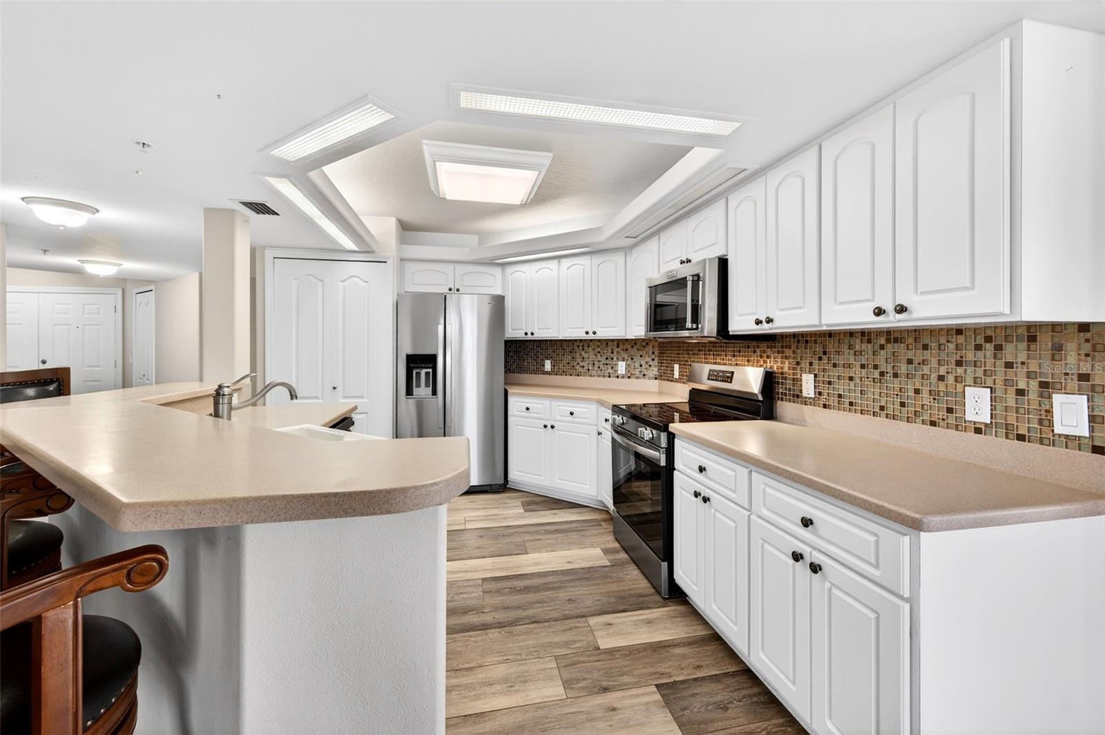 HARBOR DELRIO CONDO - Residential