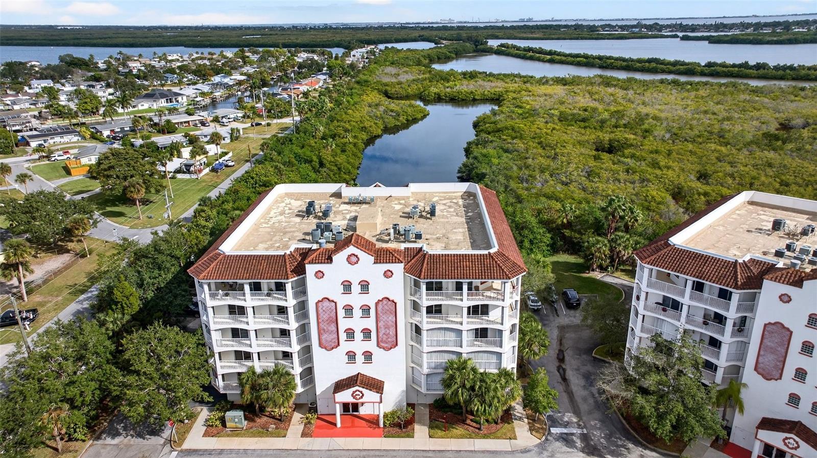 HARBOR DELRIO CONDO - Residential