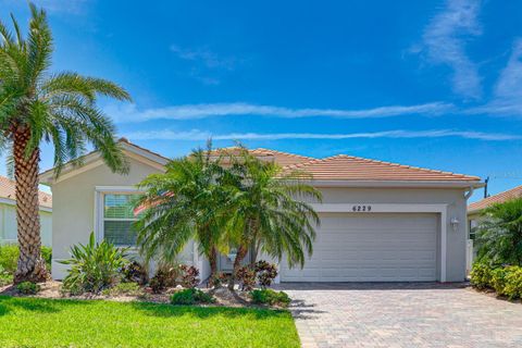 A home in NORTH PORT