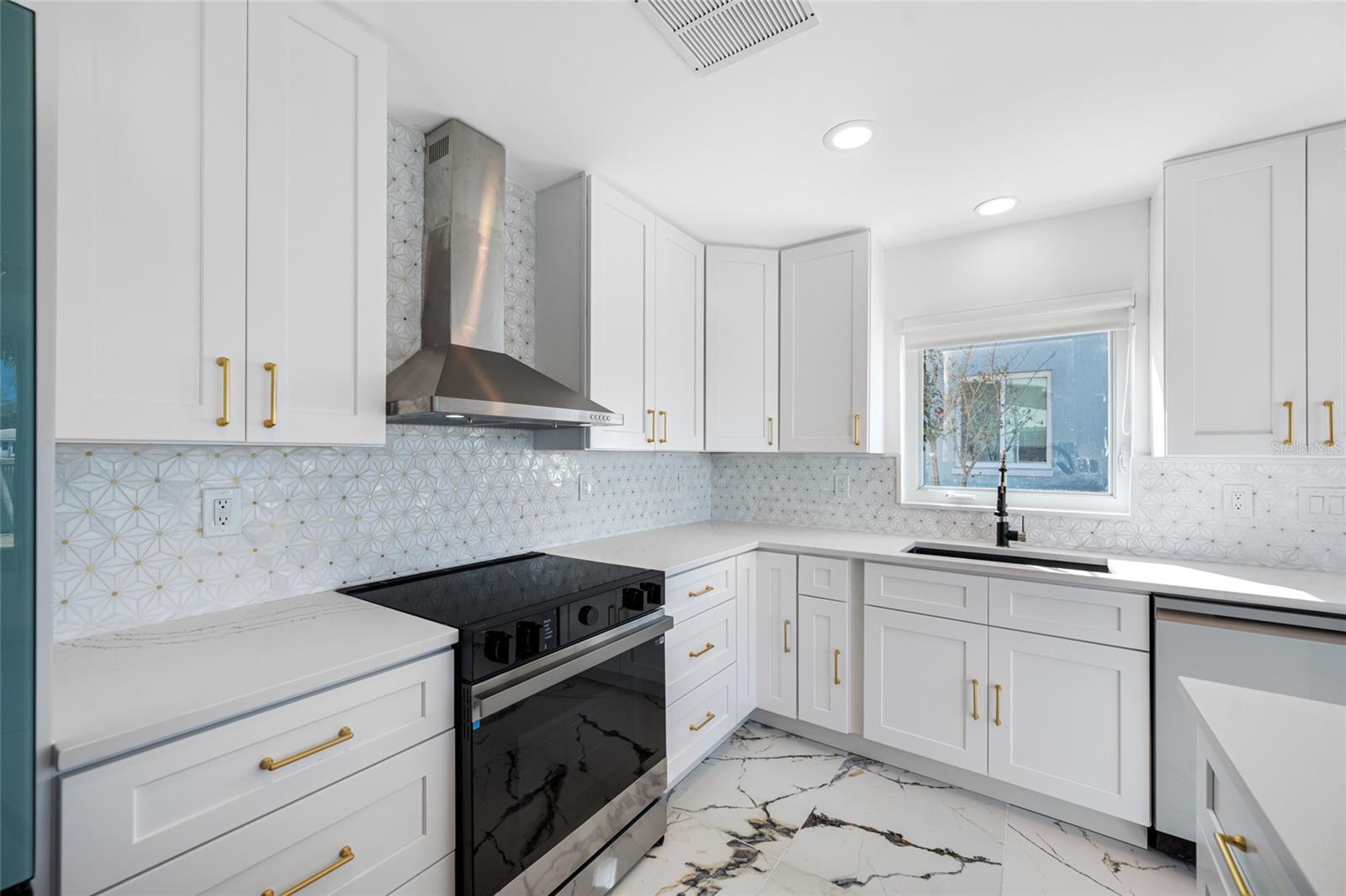 ISLE OF PALMS 2ND ADD - Residential