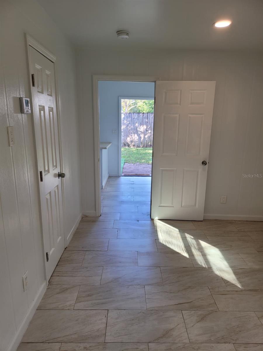 GEORGE M PHIPPEN SUB-RESUB - Residential Lease