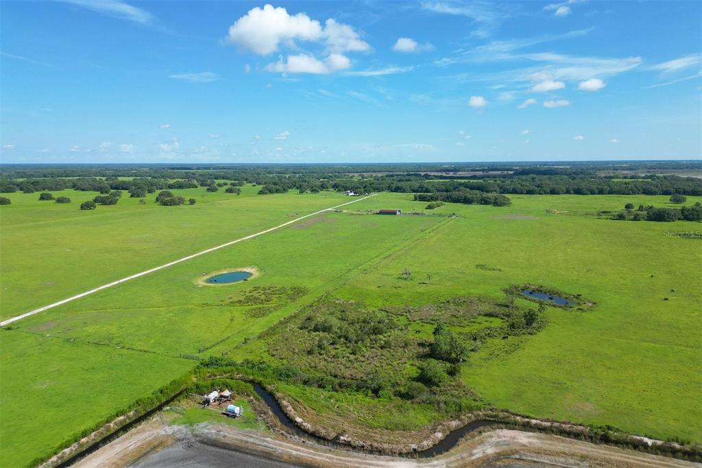 MANATEE SPRINGS - Land