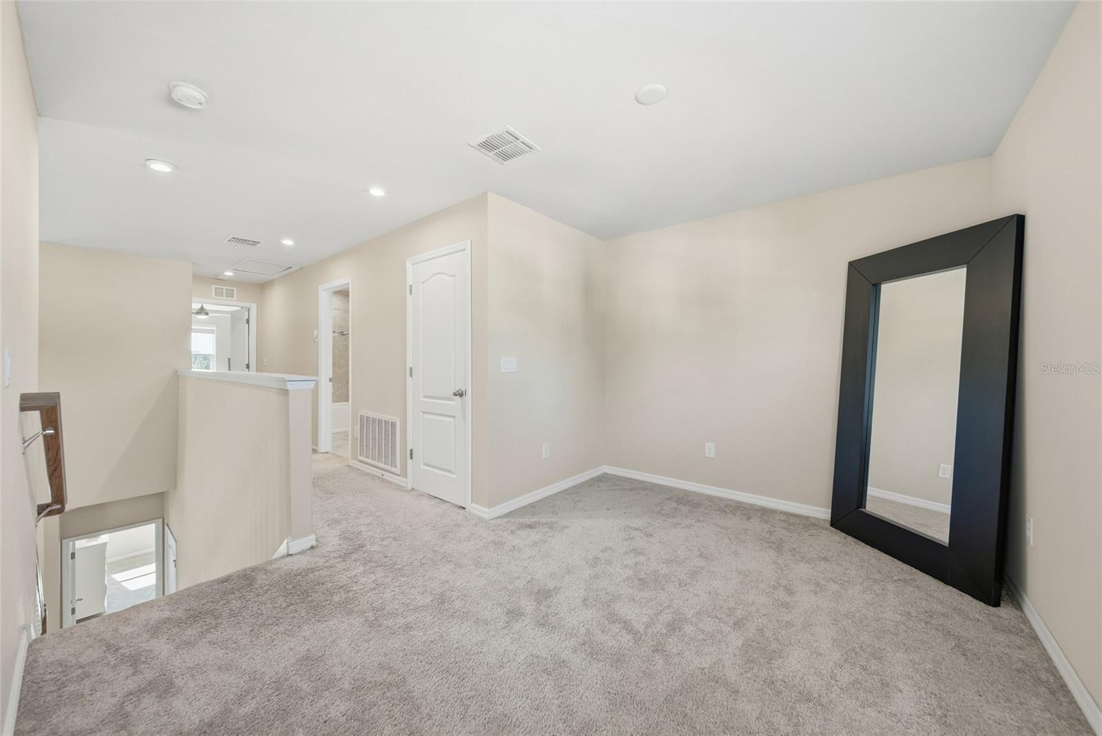 LUCAYA LAKE CLUB TWNHMS PH 2B - Residential Lease