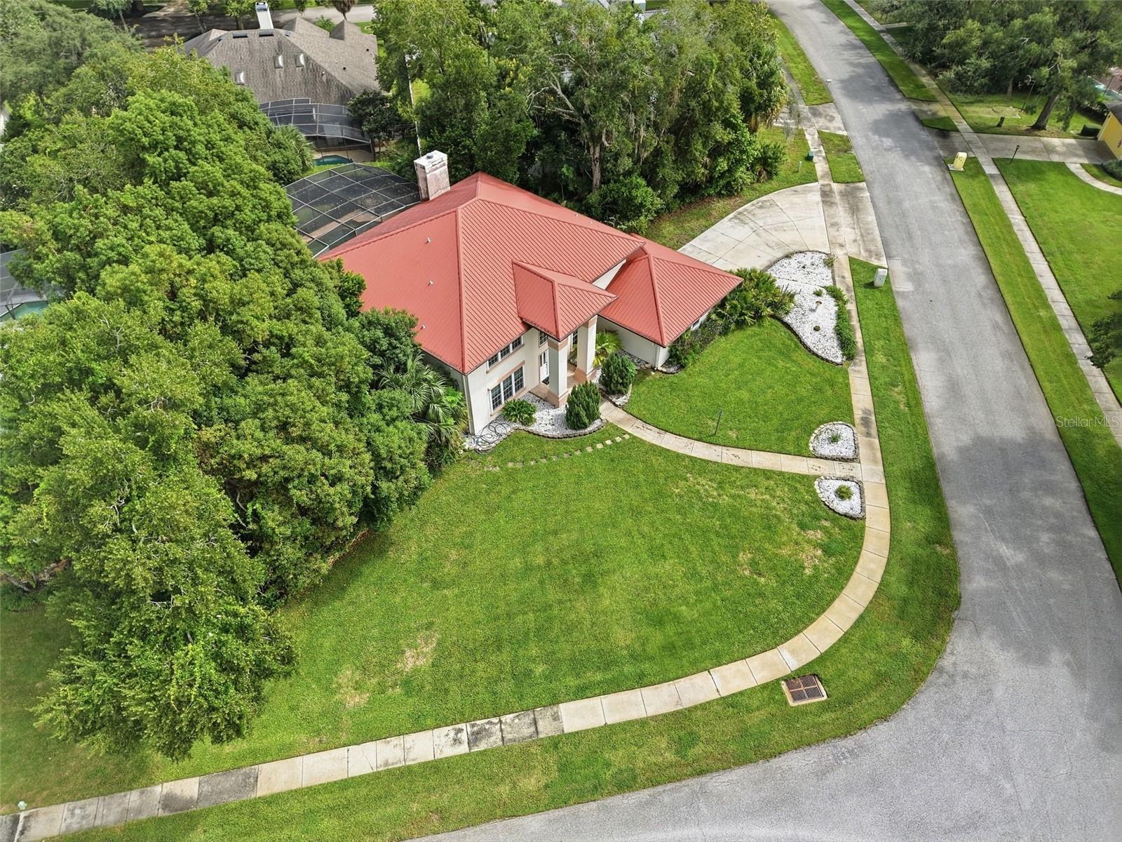 400 PINE TREE ROAD