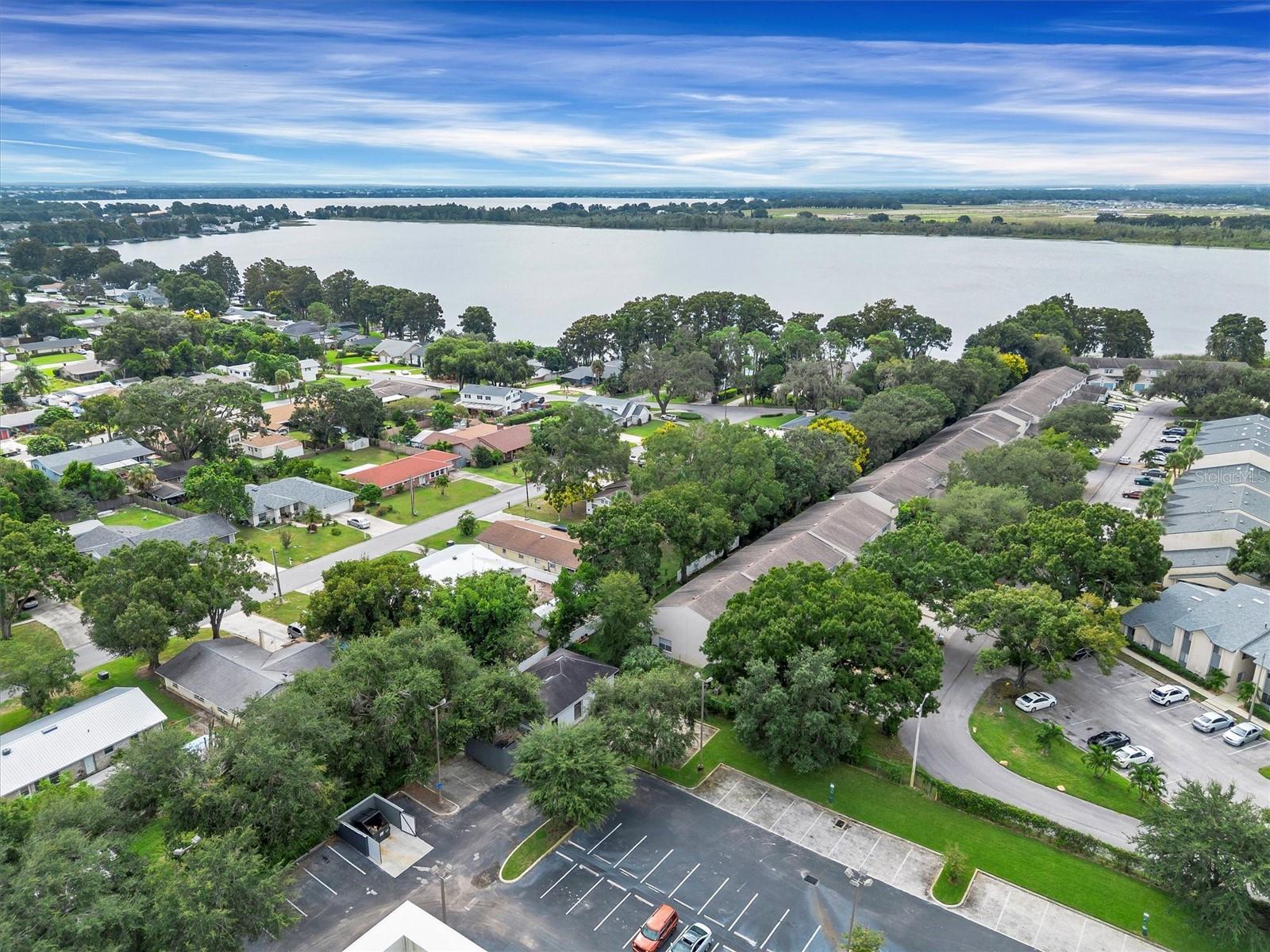 TOWNHOUSES AT PARK LAKE - Residential