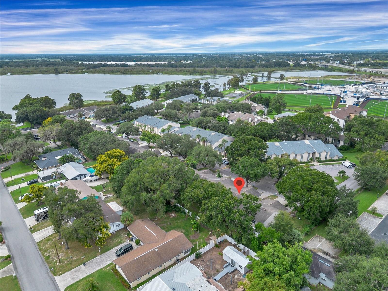 TOWNHOUSES AT PARK LAKE - Residential