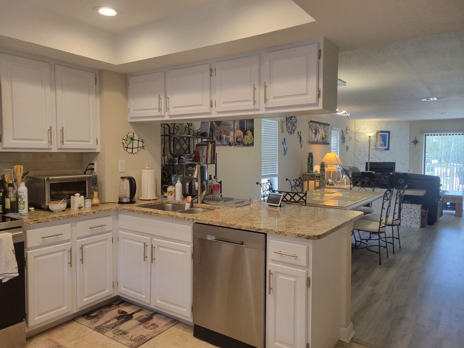 CAPRI HARBOR CONDO - Residential Lease