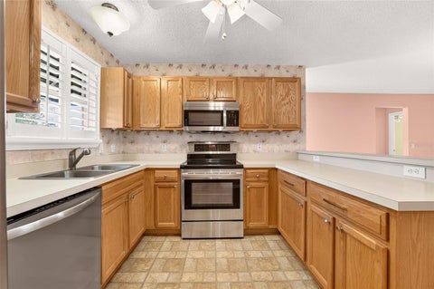 Tiny photo for 2615 Privada Drive, The Villages, FL 32162 (MLS # OM733205)